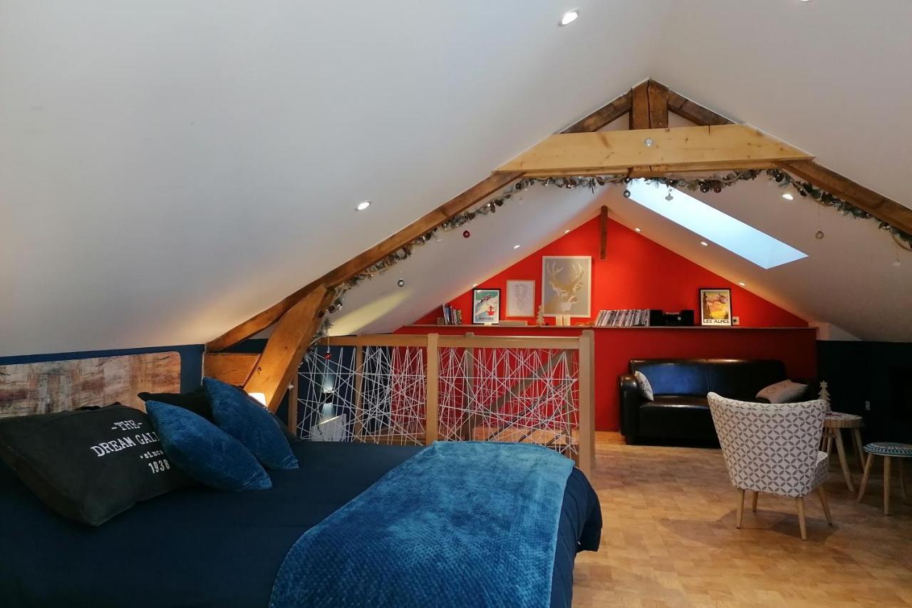 Monchateau étoilé, hébergement insolite avec Spa Merlas Extérieur photo