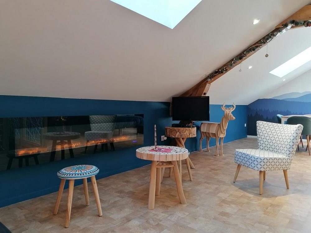 Monchateau étoilé, hébergement insolite avec Spa Merlas Extérieur photo