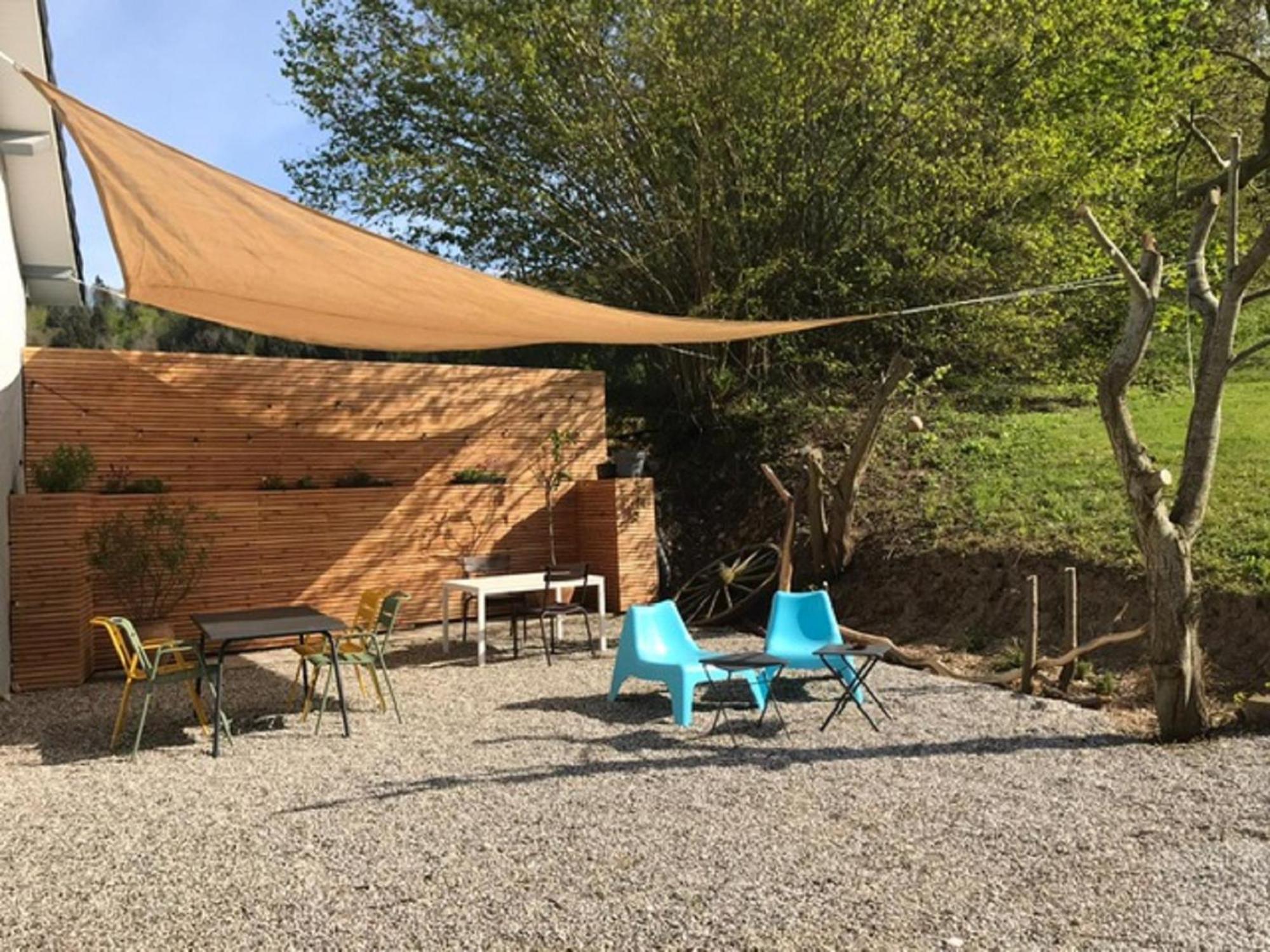 Monchateau étoilé, hébergement insolite avec Spa Merlas Extérieur photo